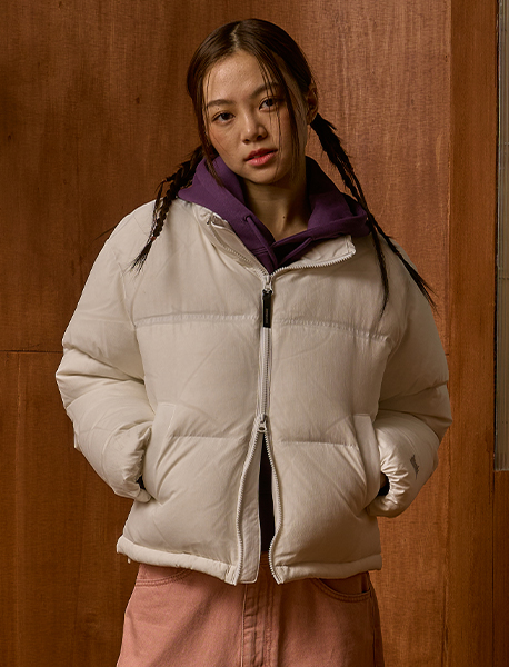 TAG CROPPED PUFFER - WHITE brownbreath